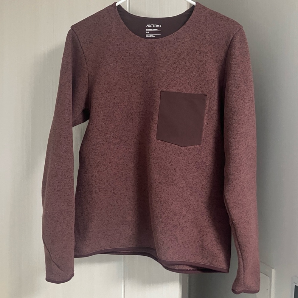 Arc’teryx covert women’s sweater small maroon